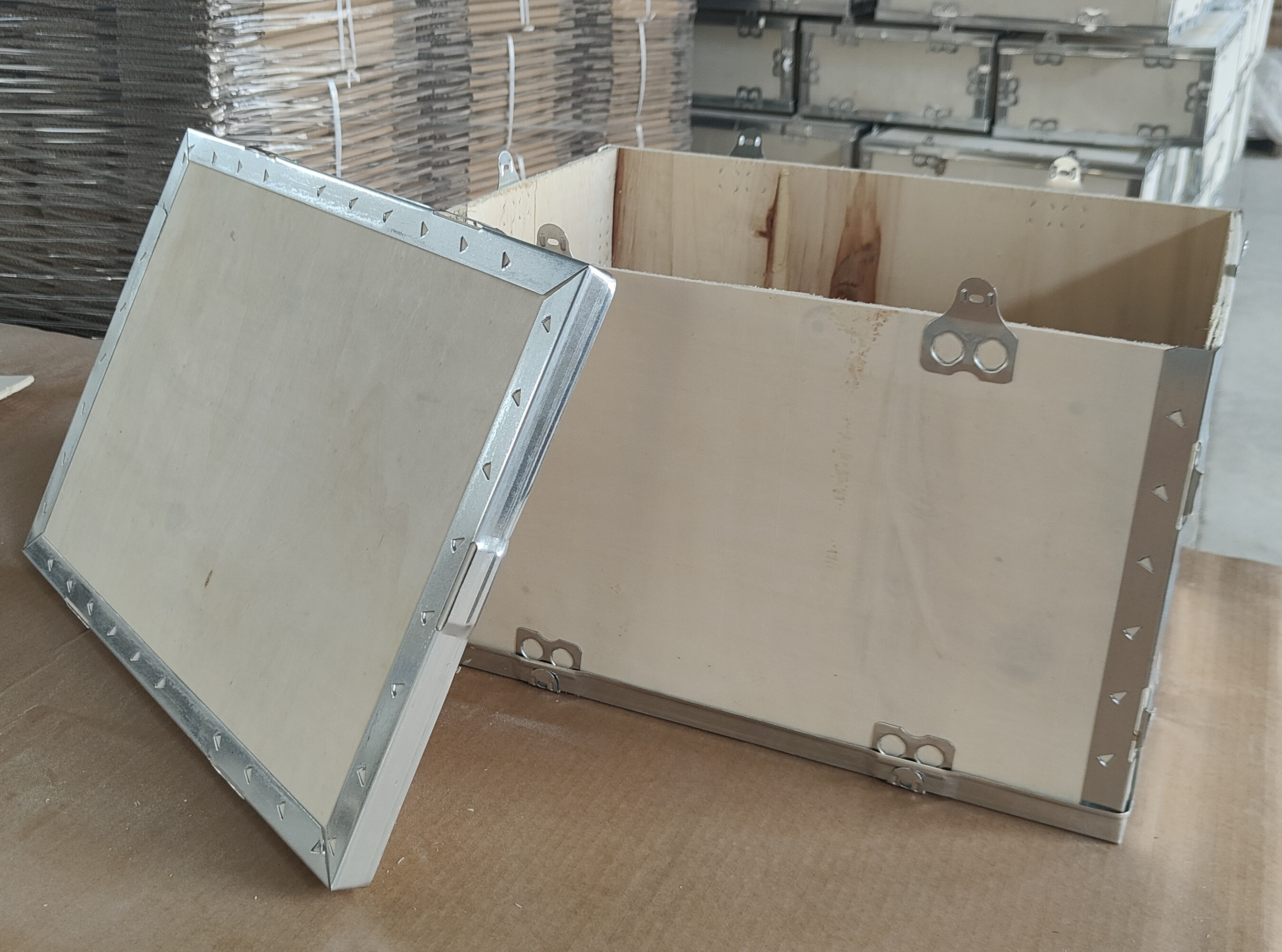 鋼邊箱運輸過程中需要注意哪些？