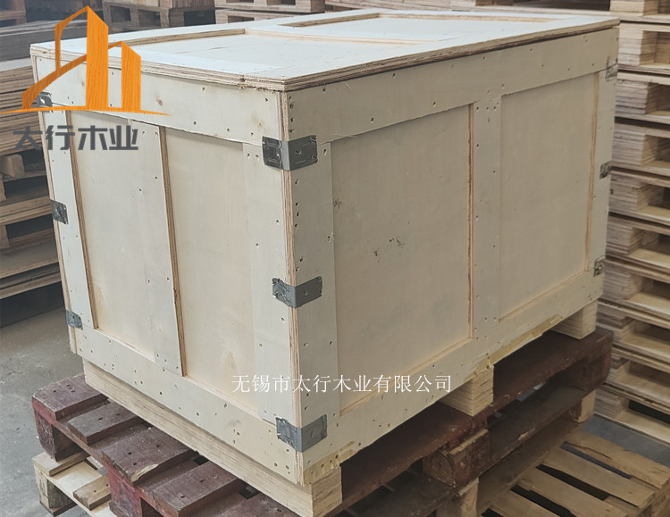 木箱包裝與鐵箱包裝它們有什么區(qū)別?